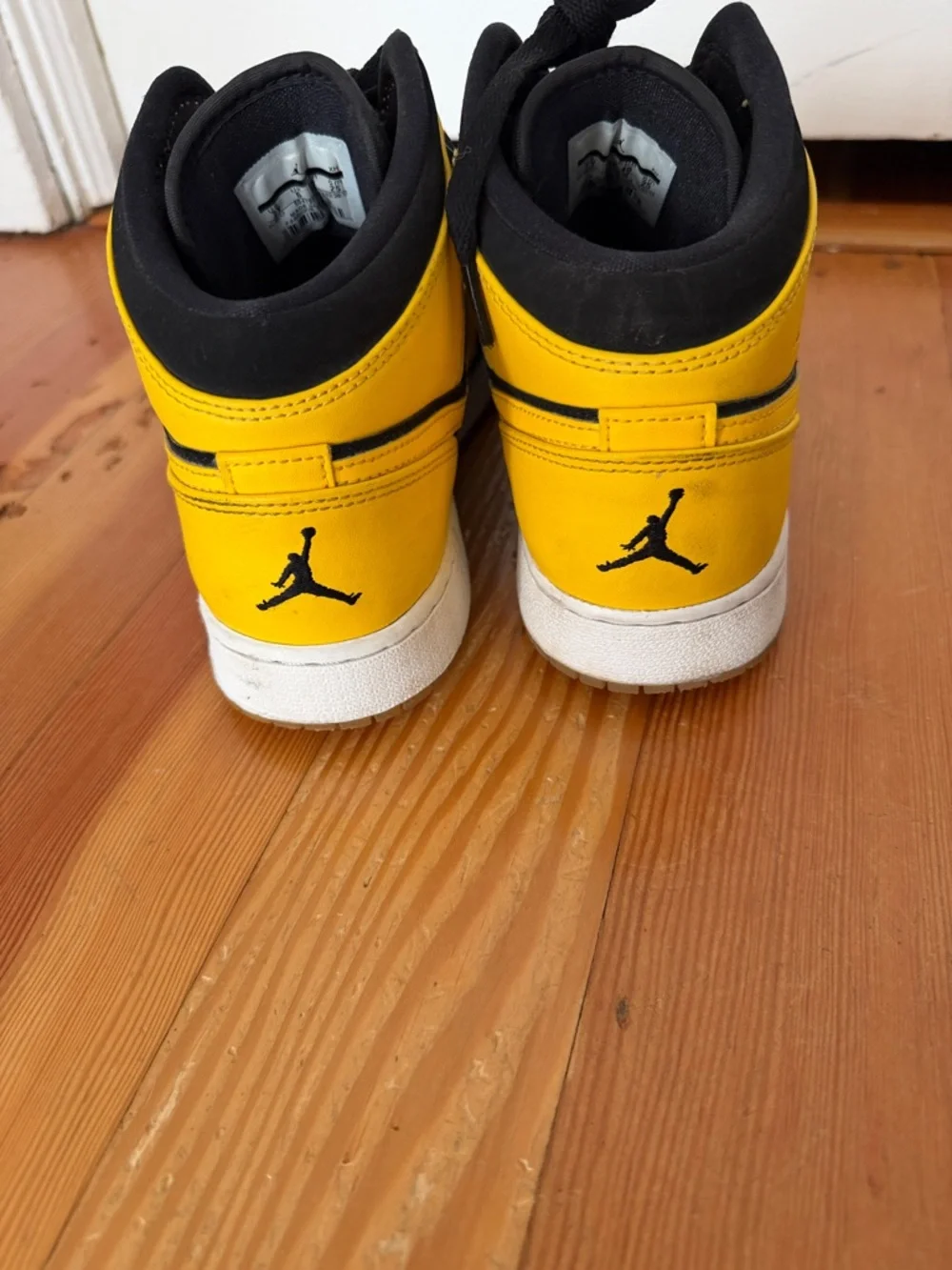 Nike Air‎ Jordan 1 Retro New Love 2017 7Y